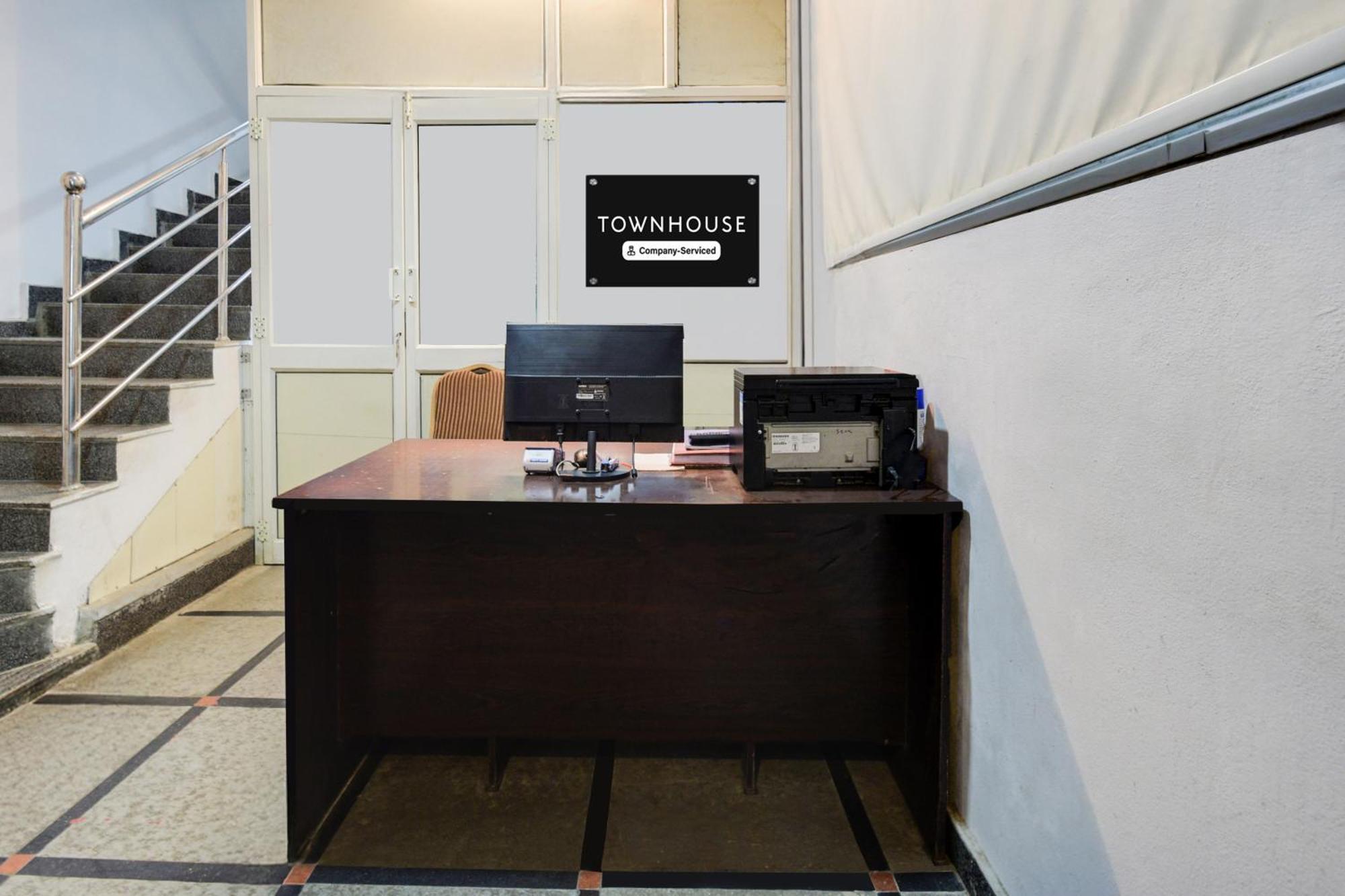 Super Townhouse Alwal Road Hotel Trimulgherry Luaran gambar